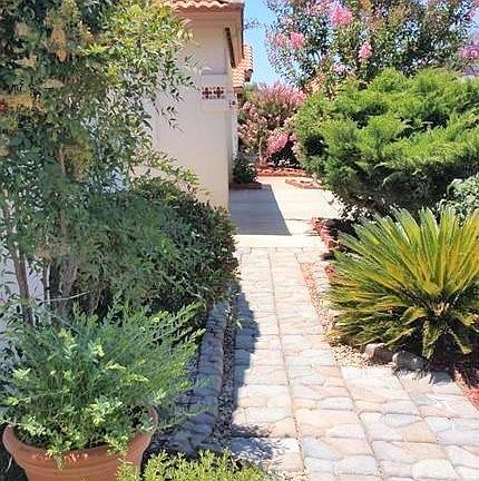 4th image of 837 Saint Barthelemy Dr