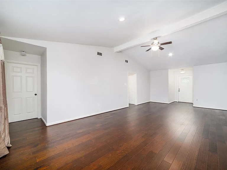 3422 Rustling Pines St — Photo 6