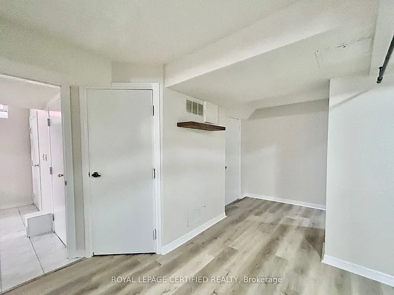 961 Stargazer Dr #BASEMENT — Photo 15