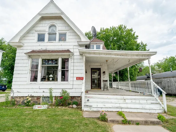 N4370 State Road 49, Poy Sippi, WI 54967