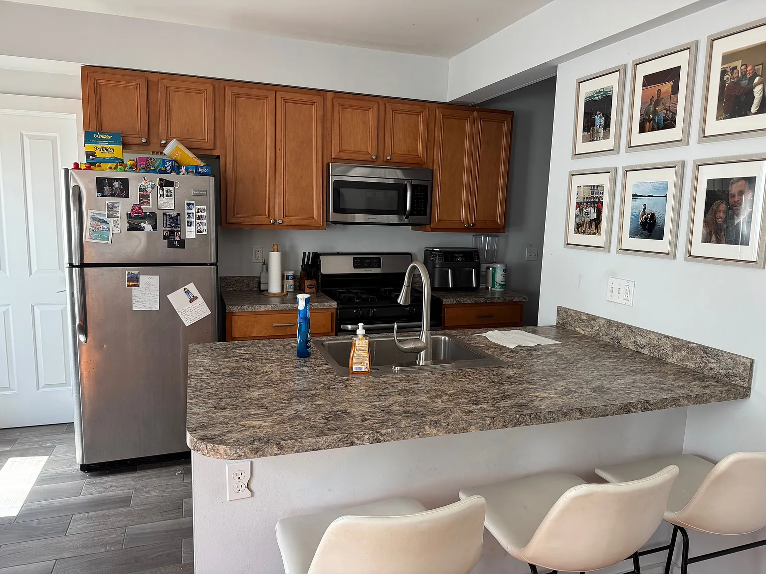 2 bed, 825 sqft, $2,250 — Photo 4