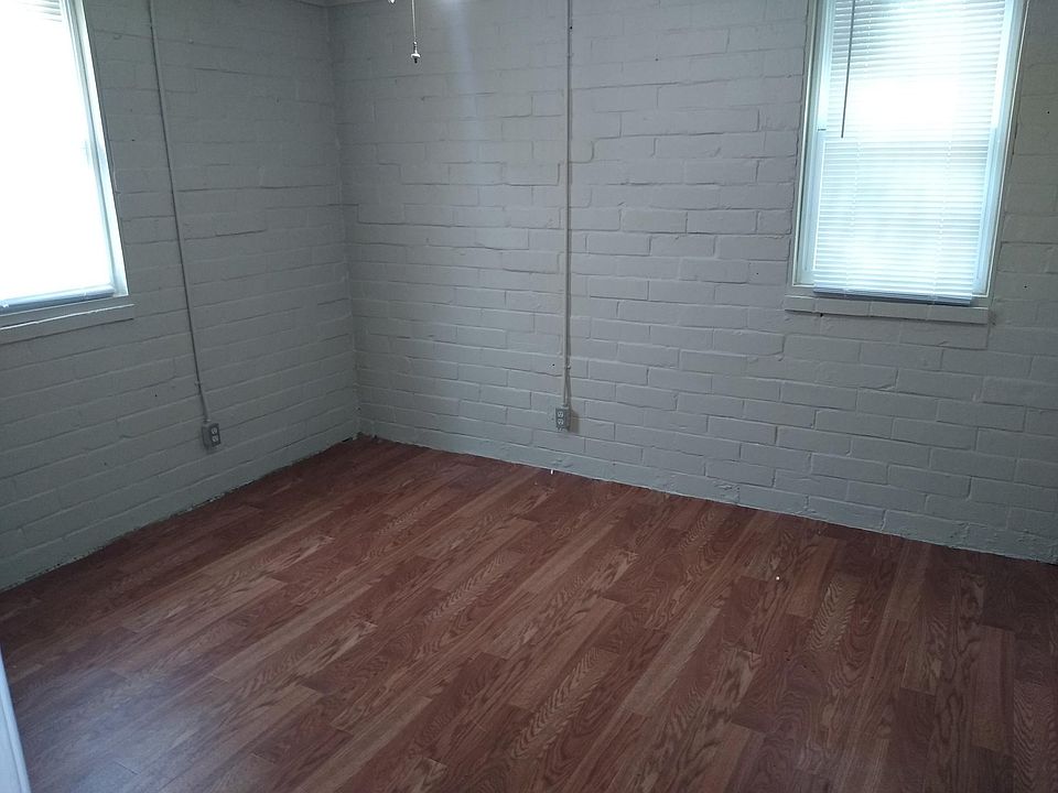 2nd image of 3561 Thorpe St #3571
