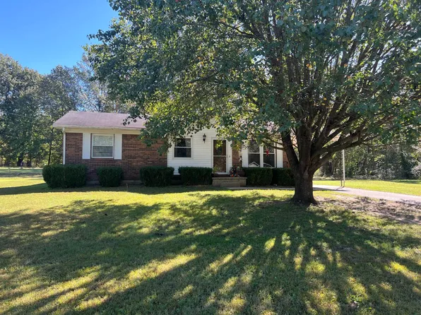 92 Countryside Dr, Centertown, KY 42328