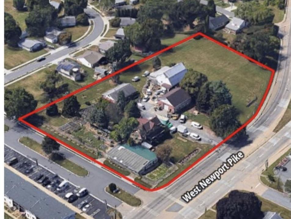 1st image of 2100 W Newport Pike