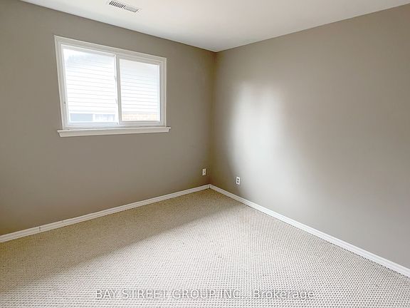 5th image of 31 Colonsay Rd