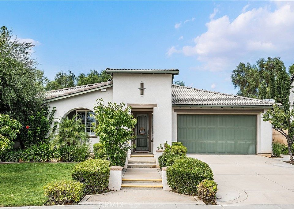 1st image of 34799 Vineyard Green Ct