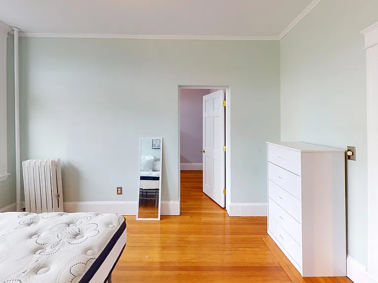 33 Westbourne Ter #3 — Photo 9