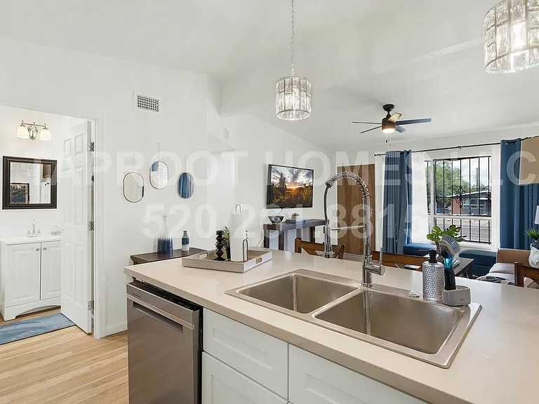730 E Lester St #1 — Photo 10