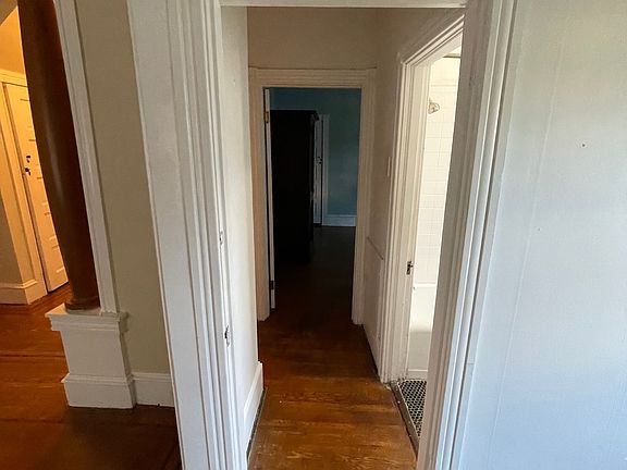 Hallway to bath and bedroom