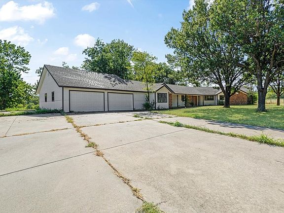 2nd image of 5292 Preston Rd