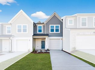 592 Barrington Row Ave, Zebulon, NC 27597