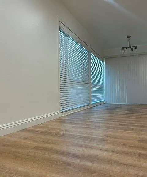 1728 Westcliff Dr — Photo 17