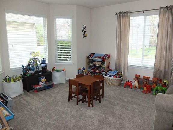 3rd image of 3216 Foxford Ct