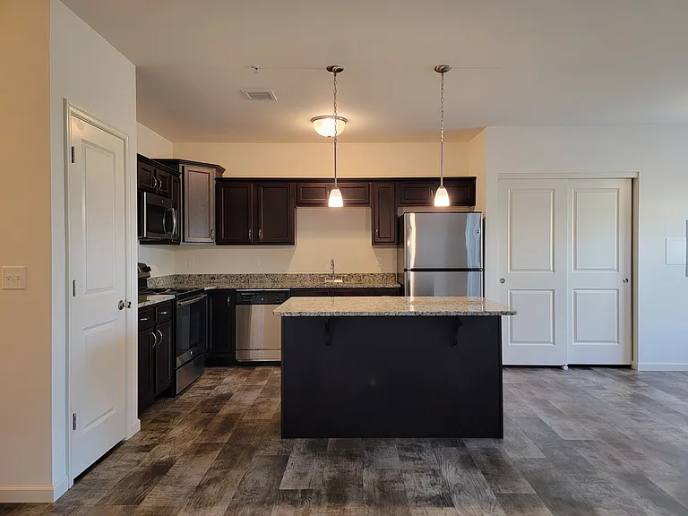 Holly Tree Apartments — Photo 44