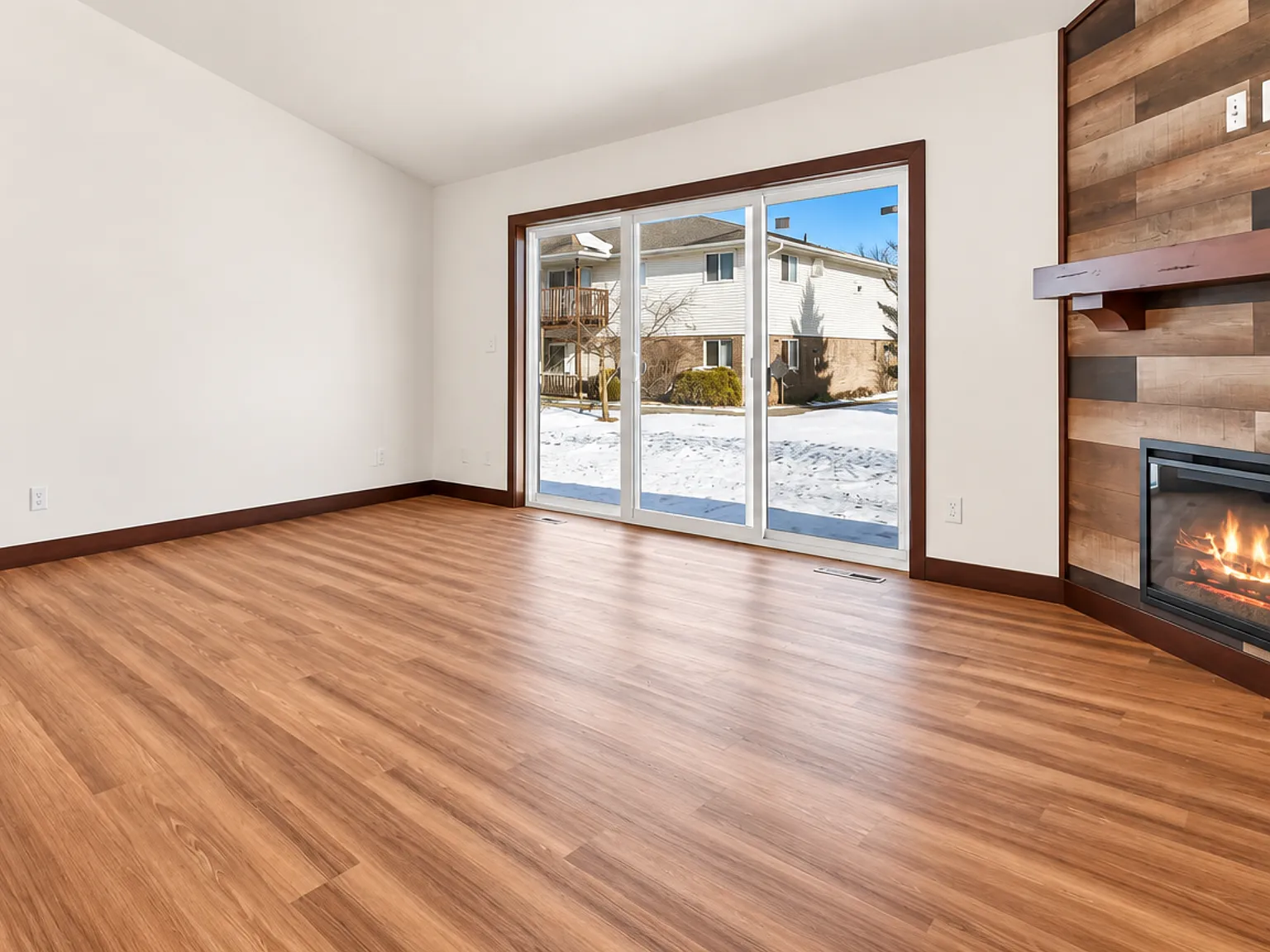 Studio, 1235 sqft, $2,000 — Photo 3