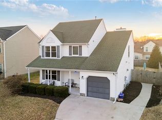 2525 Archdale Dr, Virginia Beach, VA 23456