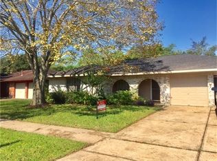 2904 Shady Creek Dr, Pearland, TX 77581