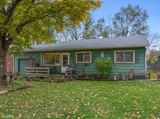 340 Lloyd St, Cary, IL 60013