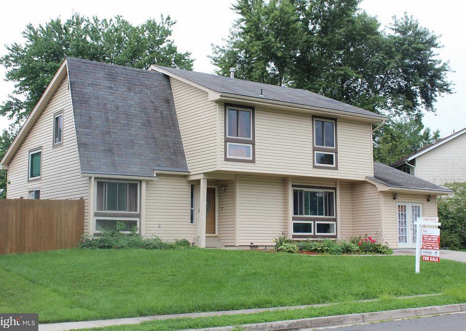1st image of 7631 Bland Dr