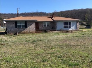2020 Lake Fort Smith Rd, Mountainburg, AR 72946