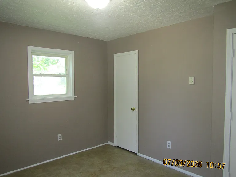 149 Thorn St — Photo 11