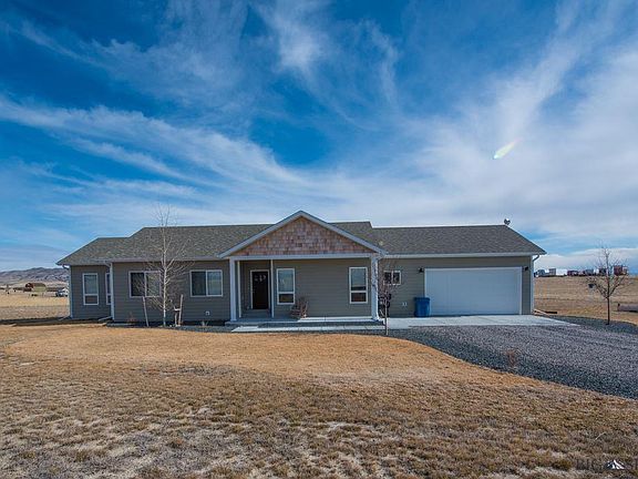 2nd image of 10 Wheatland Meadows Dr