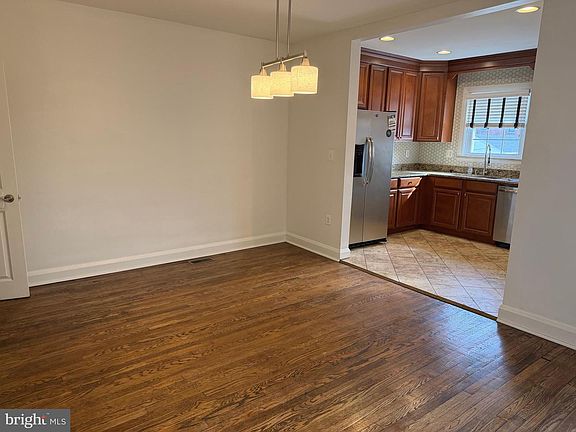 5th image of 6843 Dunbar Rd