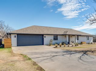 11519 Michaels Ln, Aubrey, TX 76227