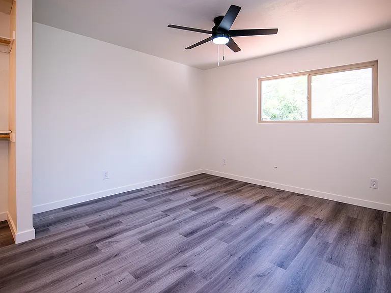 9175 Campina Dr #7 — Photo 7