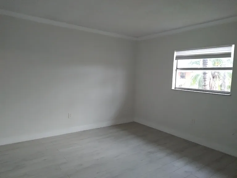 1265 W 24th St #224 — Photo 11
