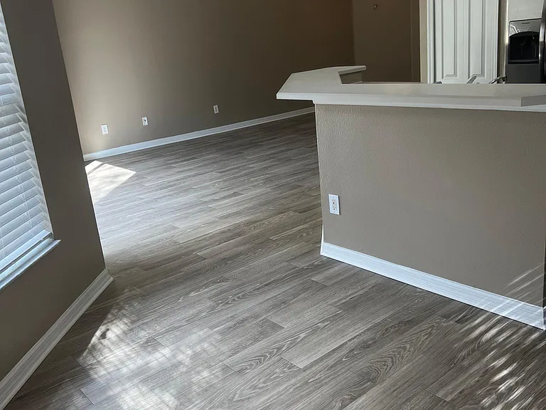 1204 Longville Cir — Photo 11