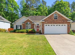 4068 Benton Creek Dr, Winston Salem, NC 27106