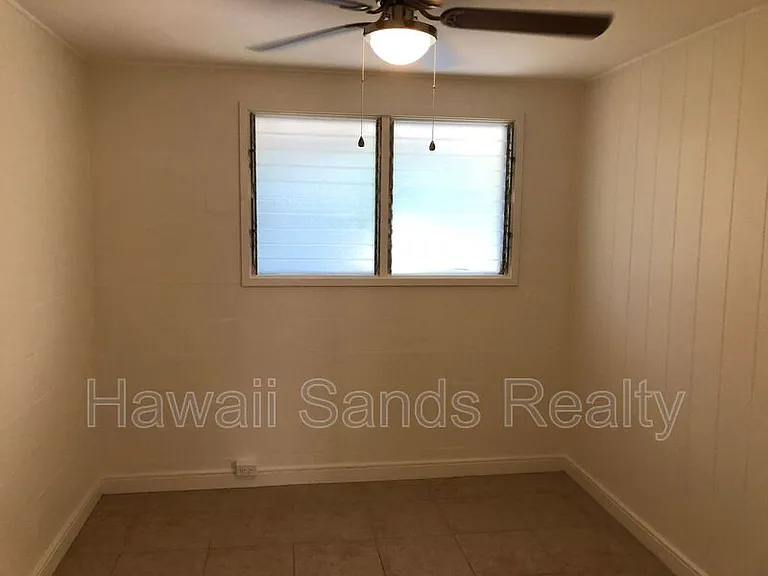 720 Birch St #D — Photo 14