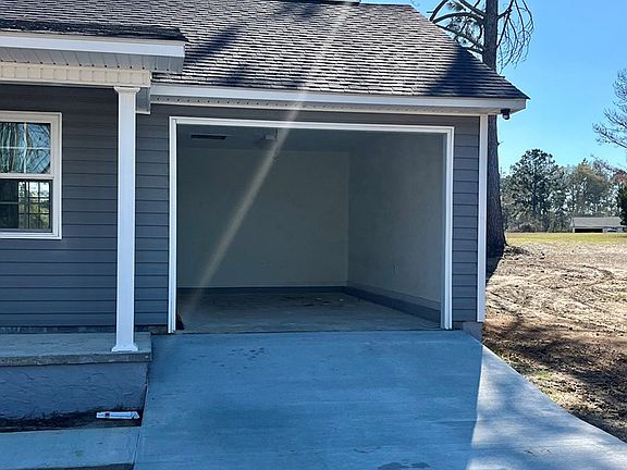 2nd image of 1497 Woodvalley Dr