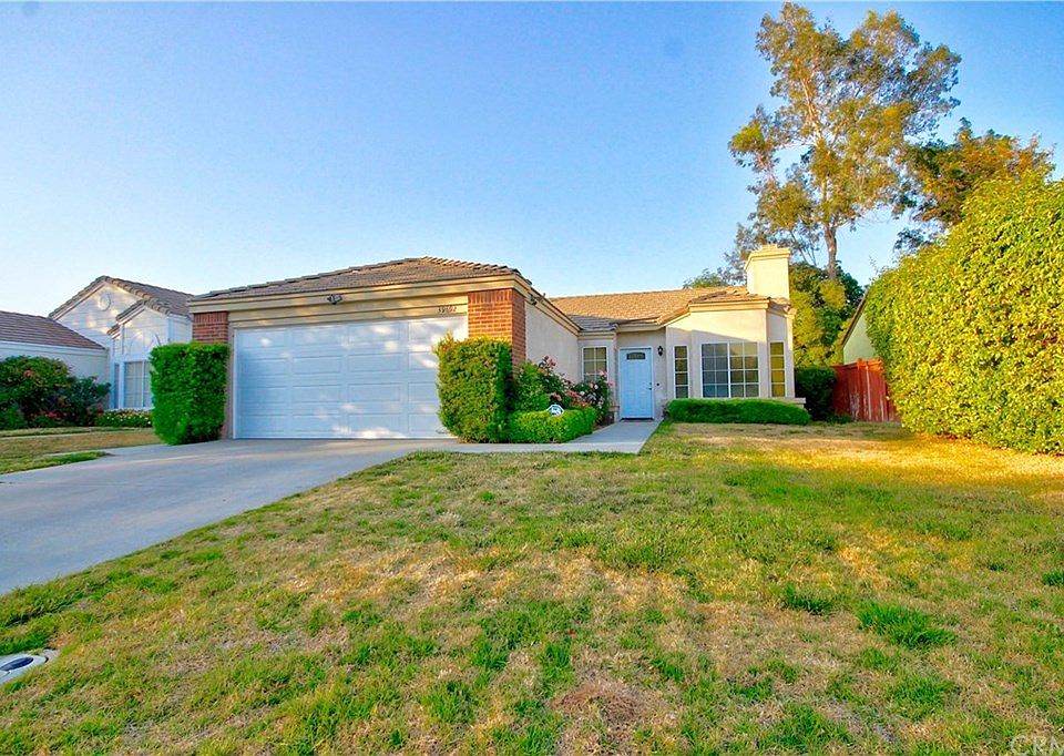 1st image of 39692 Sunrose Dr