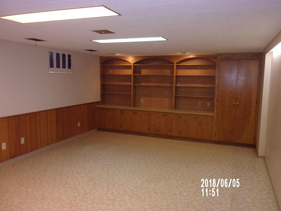 2nd image of 3020 1/2 S Delaware St