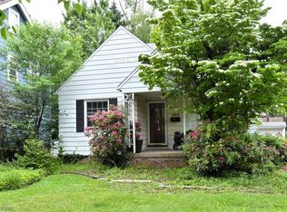 424 Parkside Dr, Bay Village, OH