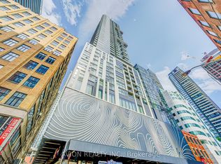 87 Peter St #3403, Toronto, ON M5V 0P1