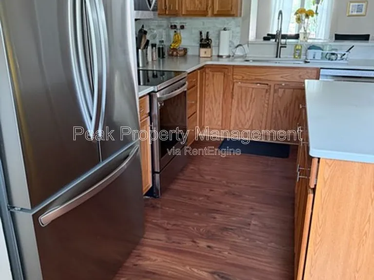 5933 Belston Ct — Photo 17