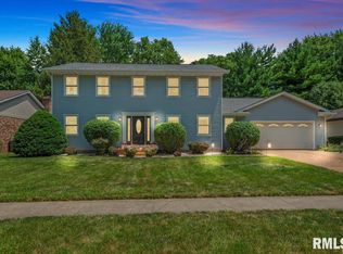 1420 Weston Pointe Dr, Springfield, IL 62704