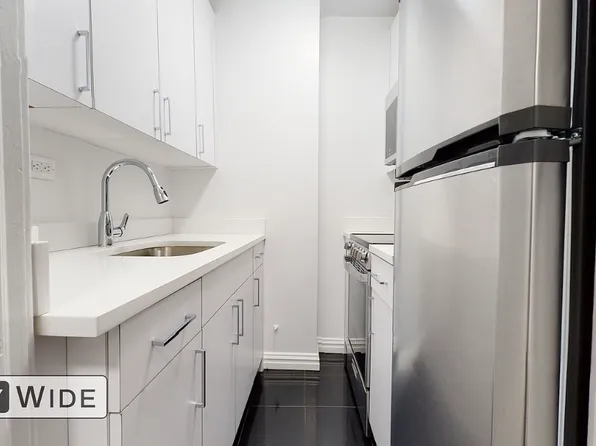 145 West 55th Street image 4 of 10