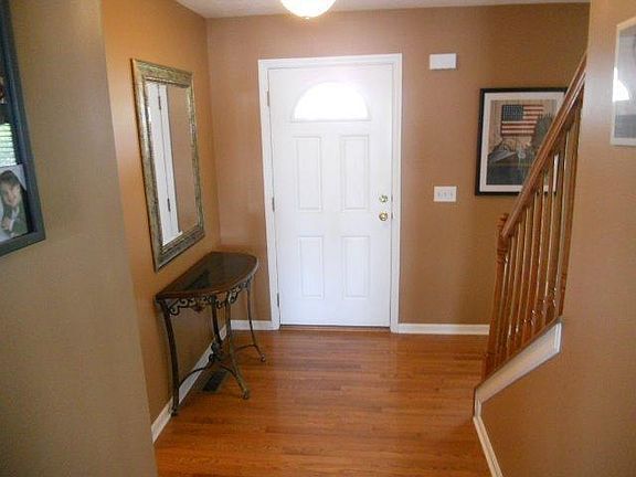 2nd image of 502 Clayton Ct