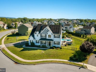 1889 Creek View Dr, Palmyra, PA, 17078