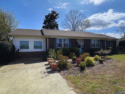 796 Lester Dr, Boaz, AL, 35957