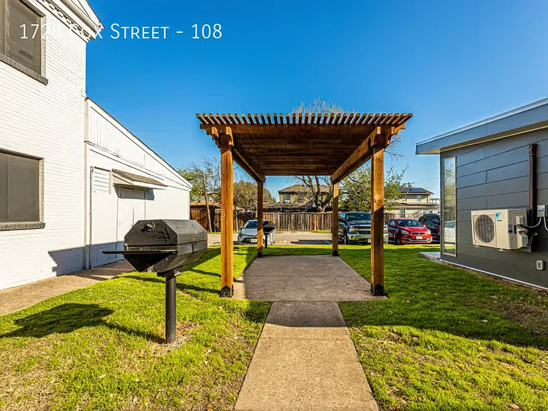 1729 Cox St — Photo 68