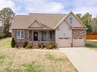 357 Saddlers Run, Chesnee, SC 29323
