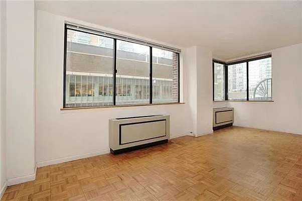 Sold by Leslie J. Garfield | media 4