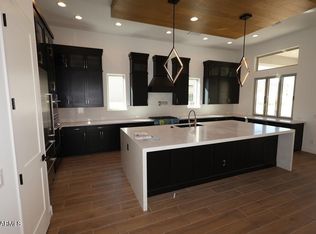 6164 N 207th Dr, Buckeye, AZ 85396