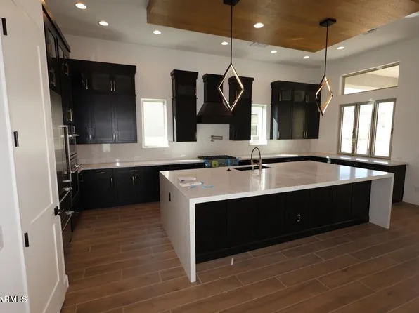 6164 N 207TH Drive, Buckeye, AZ 85396