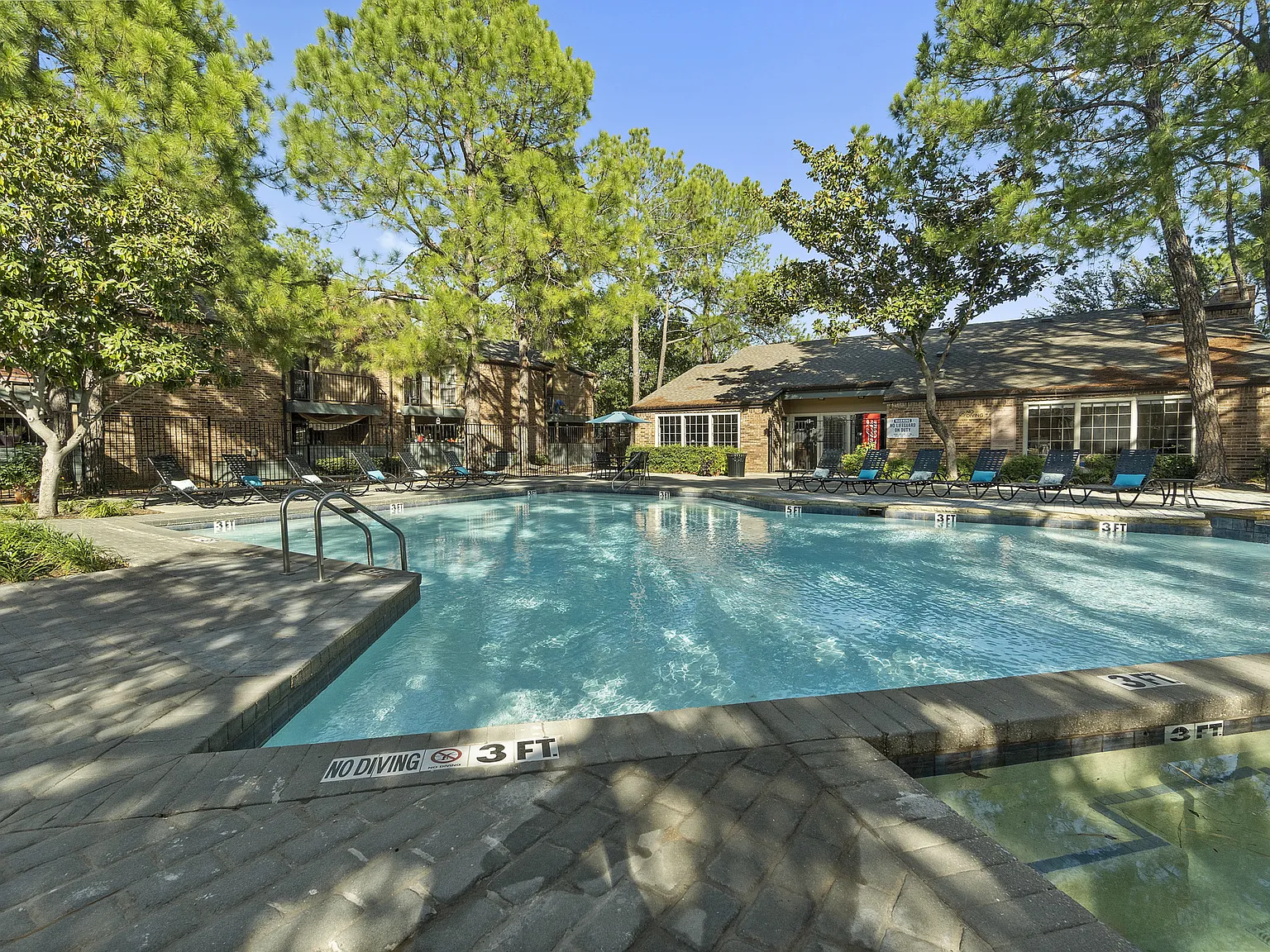 Cozy Denton, TX Apartment Homes — Photo 2